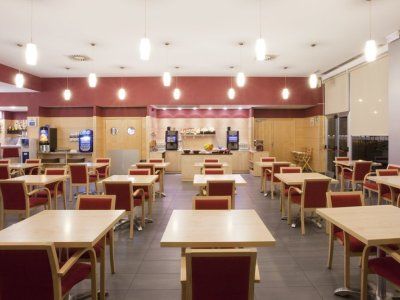 Hotell Express Airport By Ihg 3*