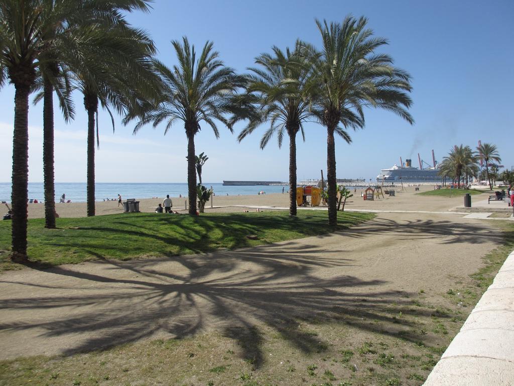 Playa Malagueta-canovas, 8 Personas Appartement Málaga