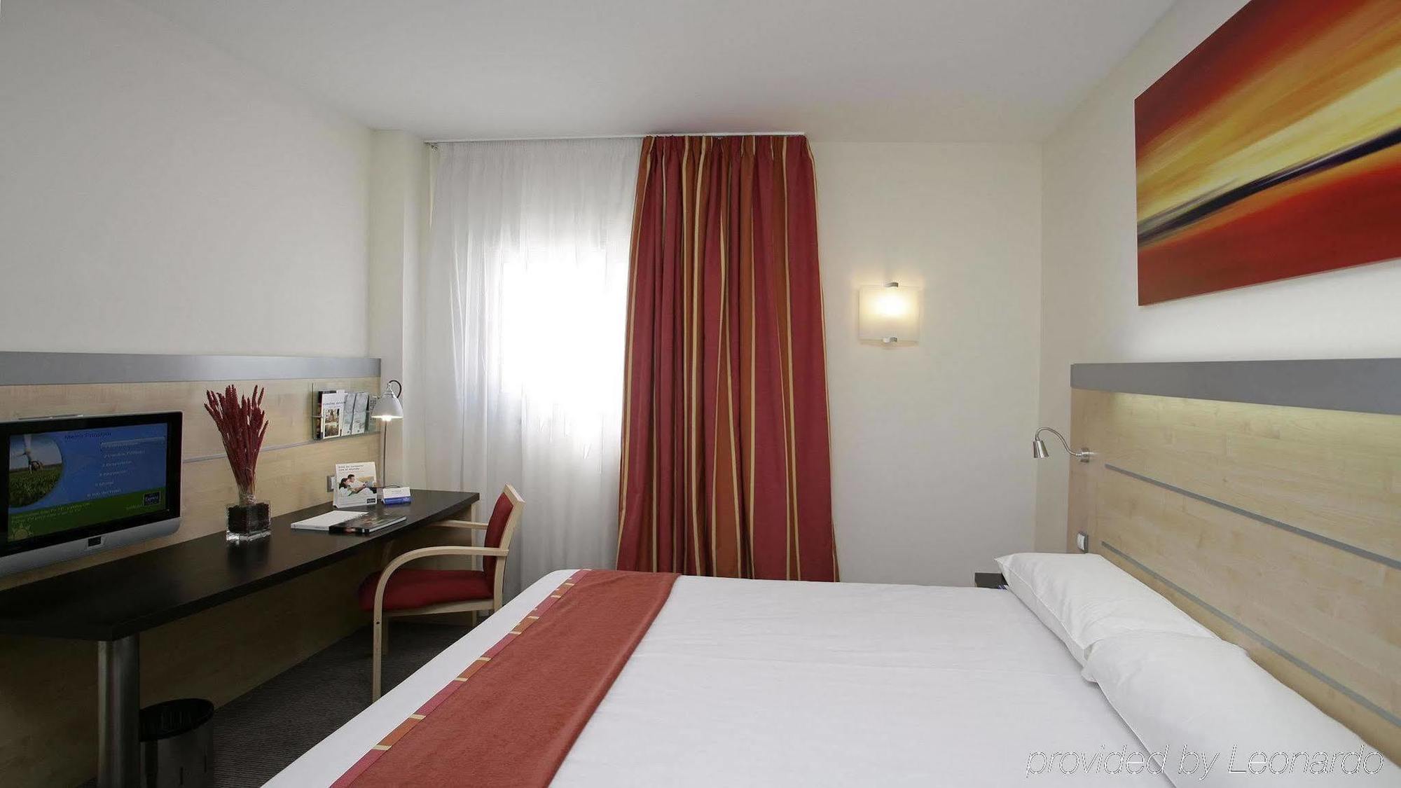 Hotell Express Airport By Ihg 3*