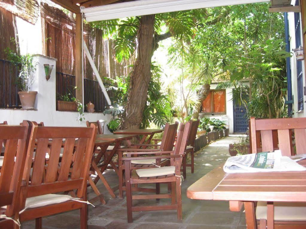 Pensión Acacias Restaurante 2*