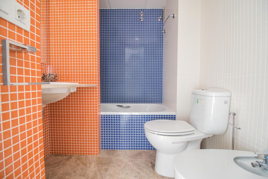 Cozy With Sea View - - 40 Sqm Apartamento Málaga