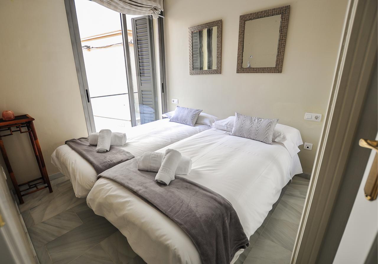 Renthas Plaza Flores Apartamento Málaga