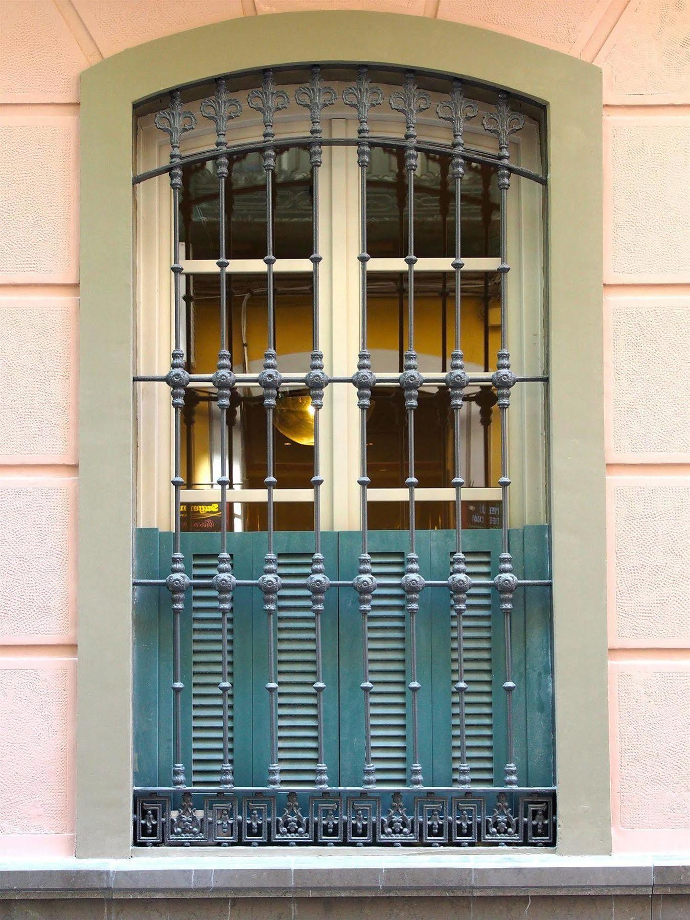 Urban *