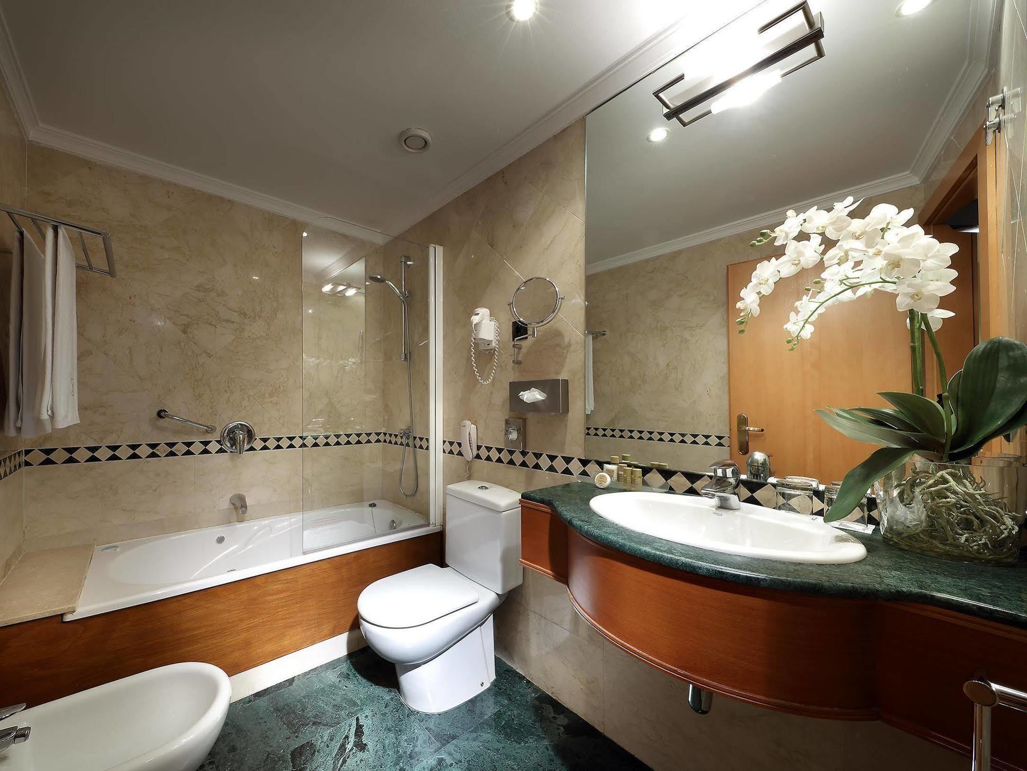 Eurostars Astoria Hotel