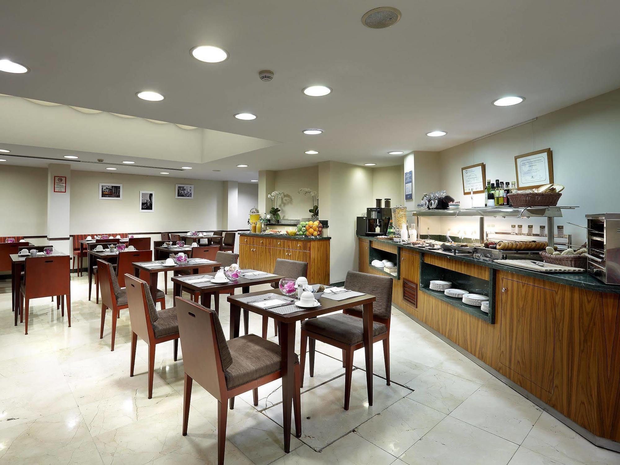 Eurostars Astoria 3*
