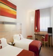 Hotell Express Airport By Ihg