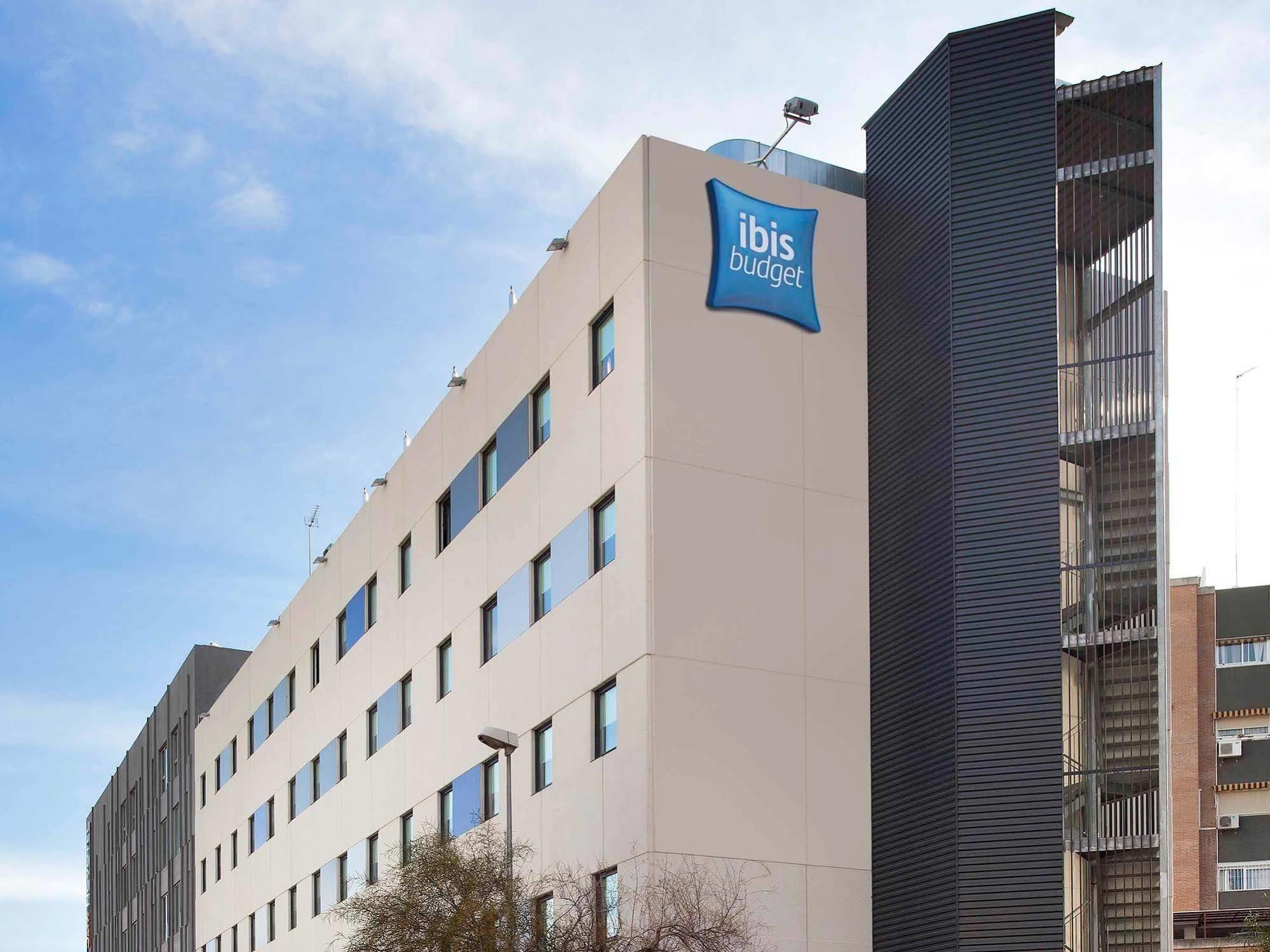 Ibis Centro Ciudad Hotel