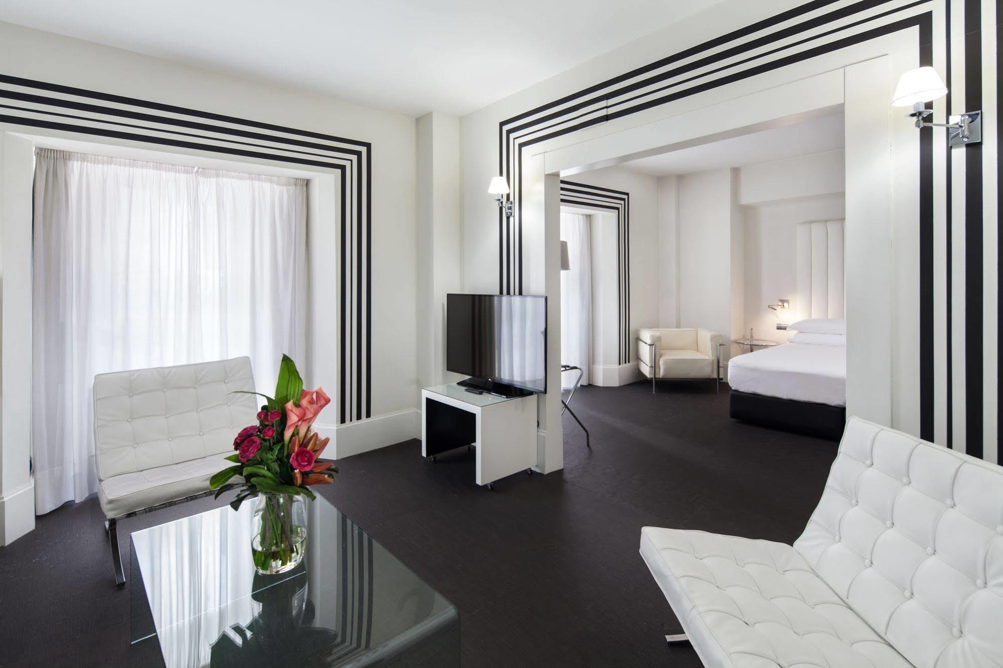 Mariposa Hotell 4*