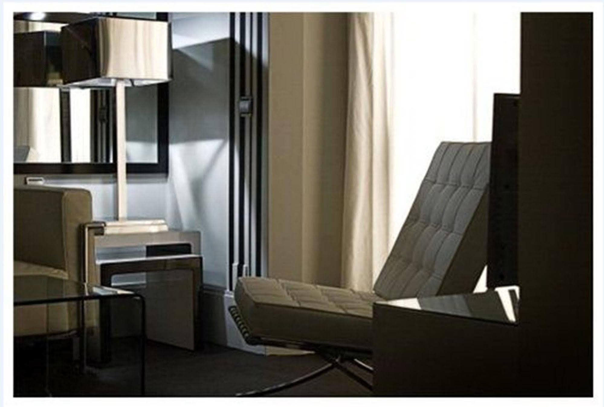 Mariposa Hotell 4*