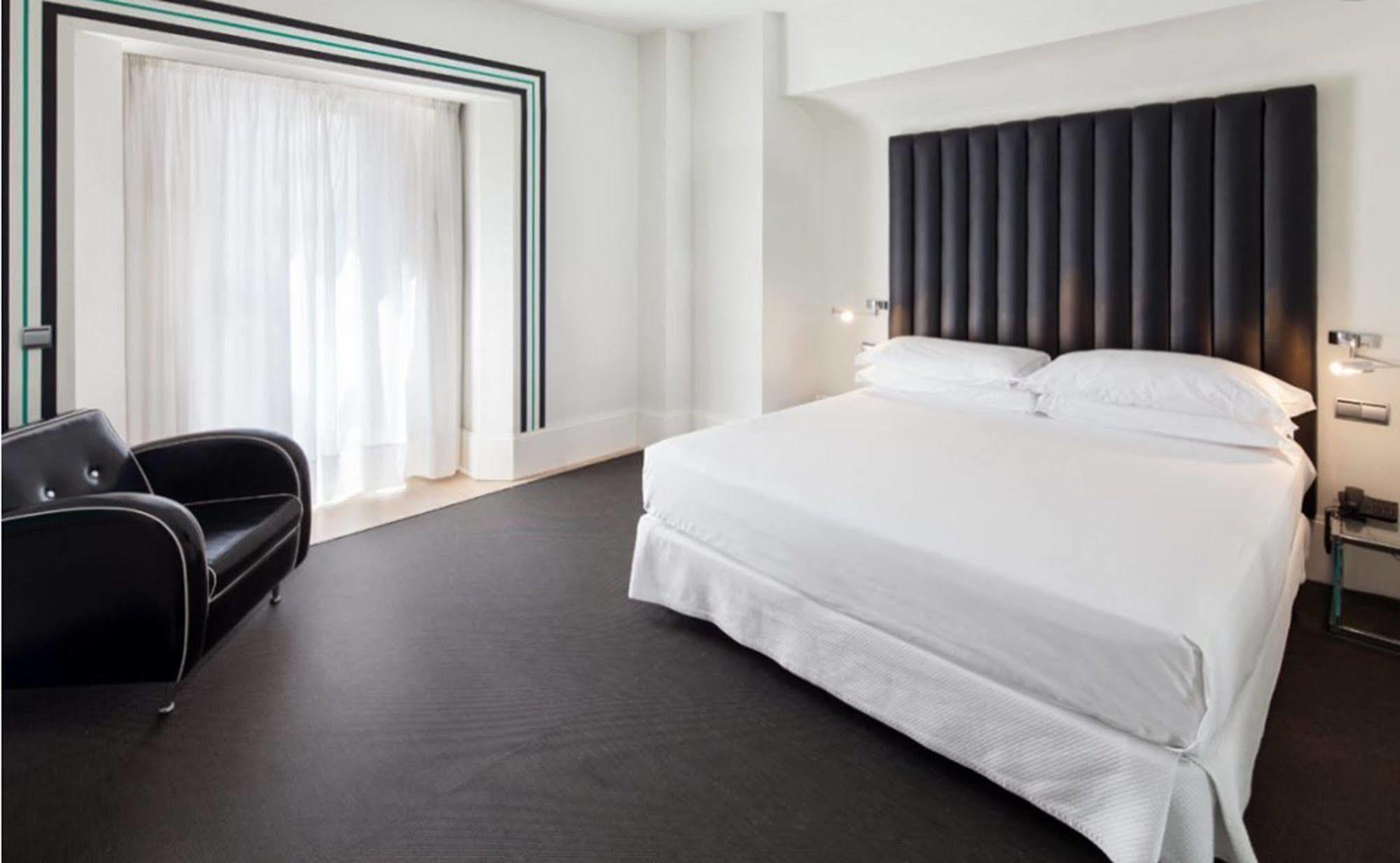 Mariposa Hotell