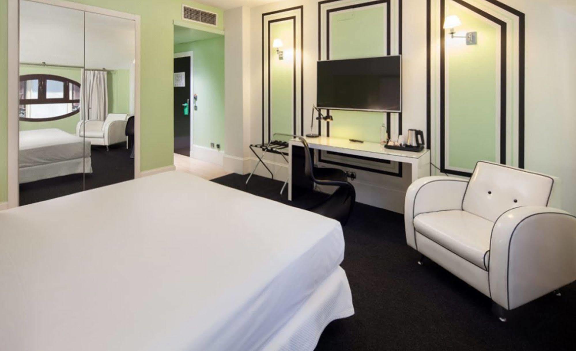Mariposa Hotell