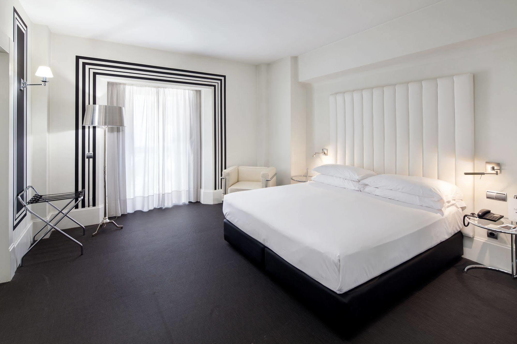 Mariposa Hotell