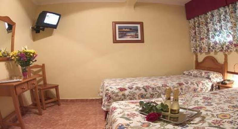 Zeus Hotell