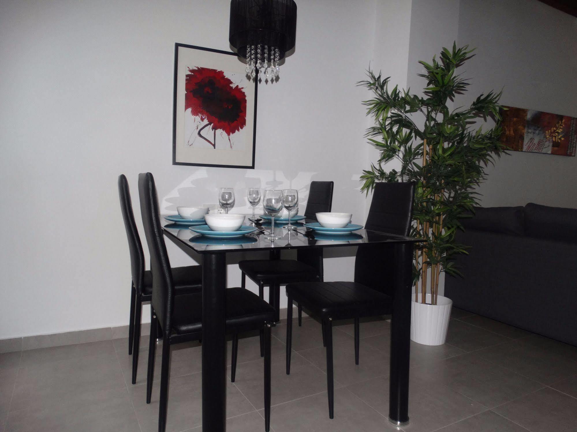 - Nuno Gomez, 24 Appartement Málaga