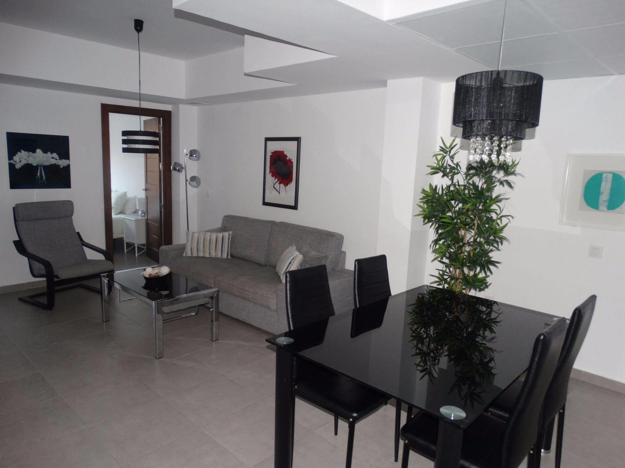 Appartement - Nuno Gomez, 24 *