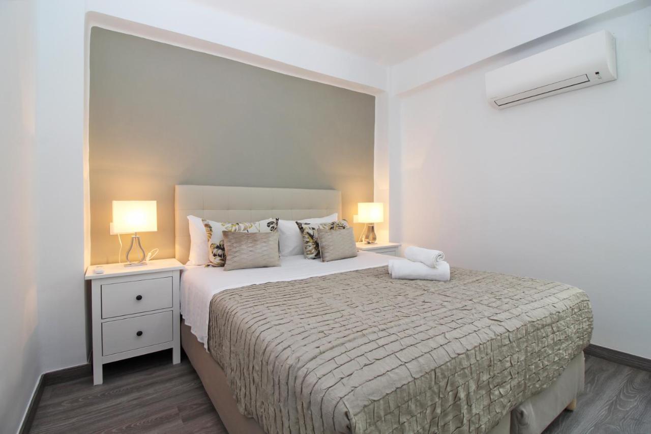 Del Parque Flats - San Millan Apartamento
