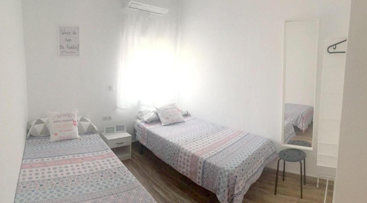 Apartamento With 3 Bedrooms In Malaga, With Wifi