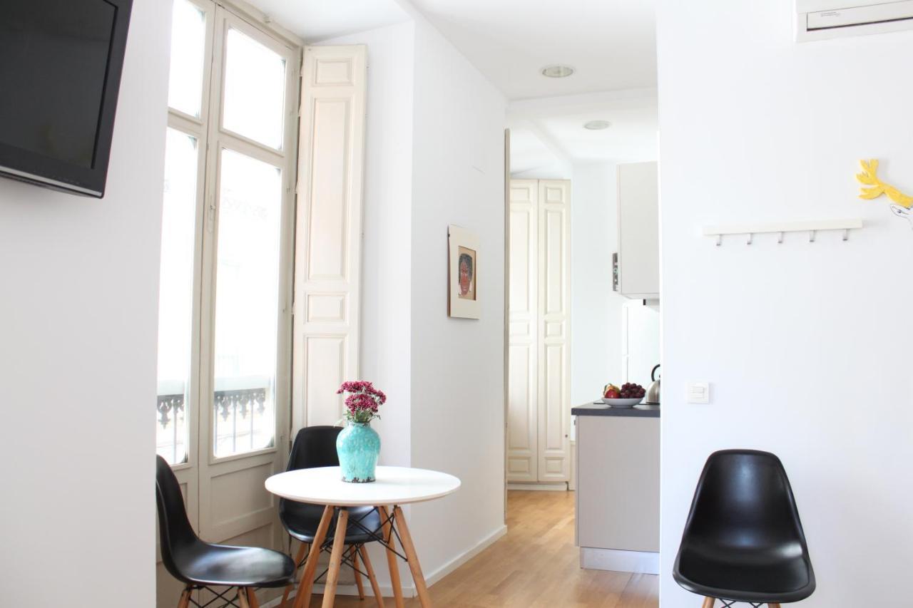 Life Calderon Appartement *