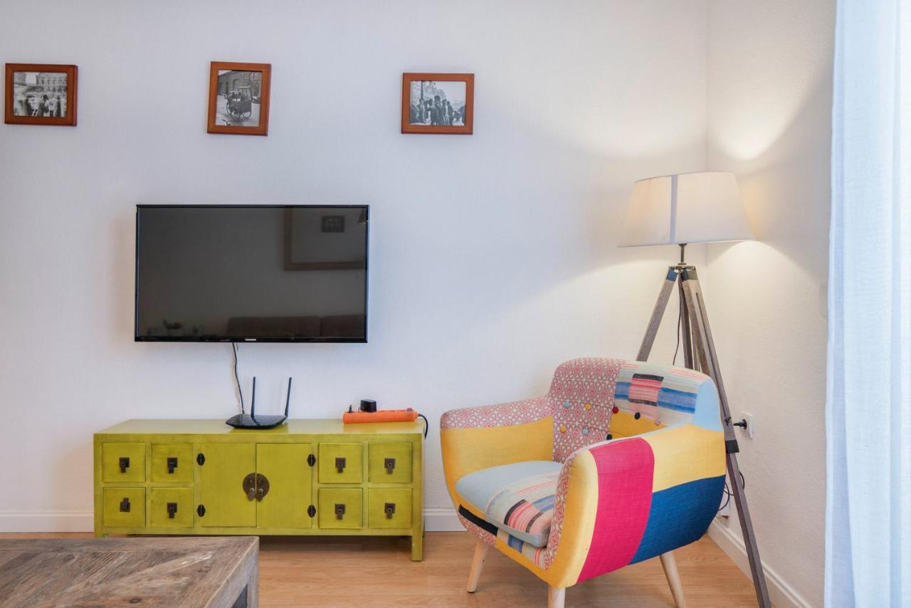 Urbanchicmalaga 3 Bedroom Spacious Quiet Historic Apartment