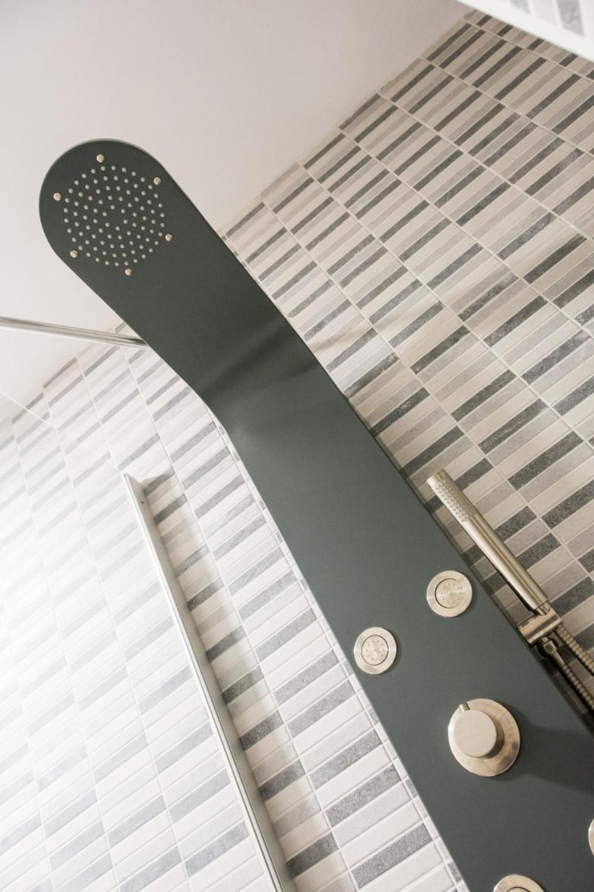 Atico Con Terraza Ac 1hab En El Centro Y Piscina Comunitaria Appartement Málaga