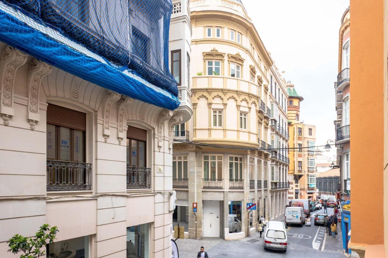 Close Atarazanas Market&larios St *