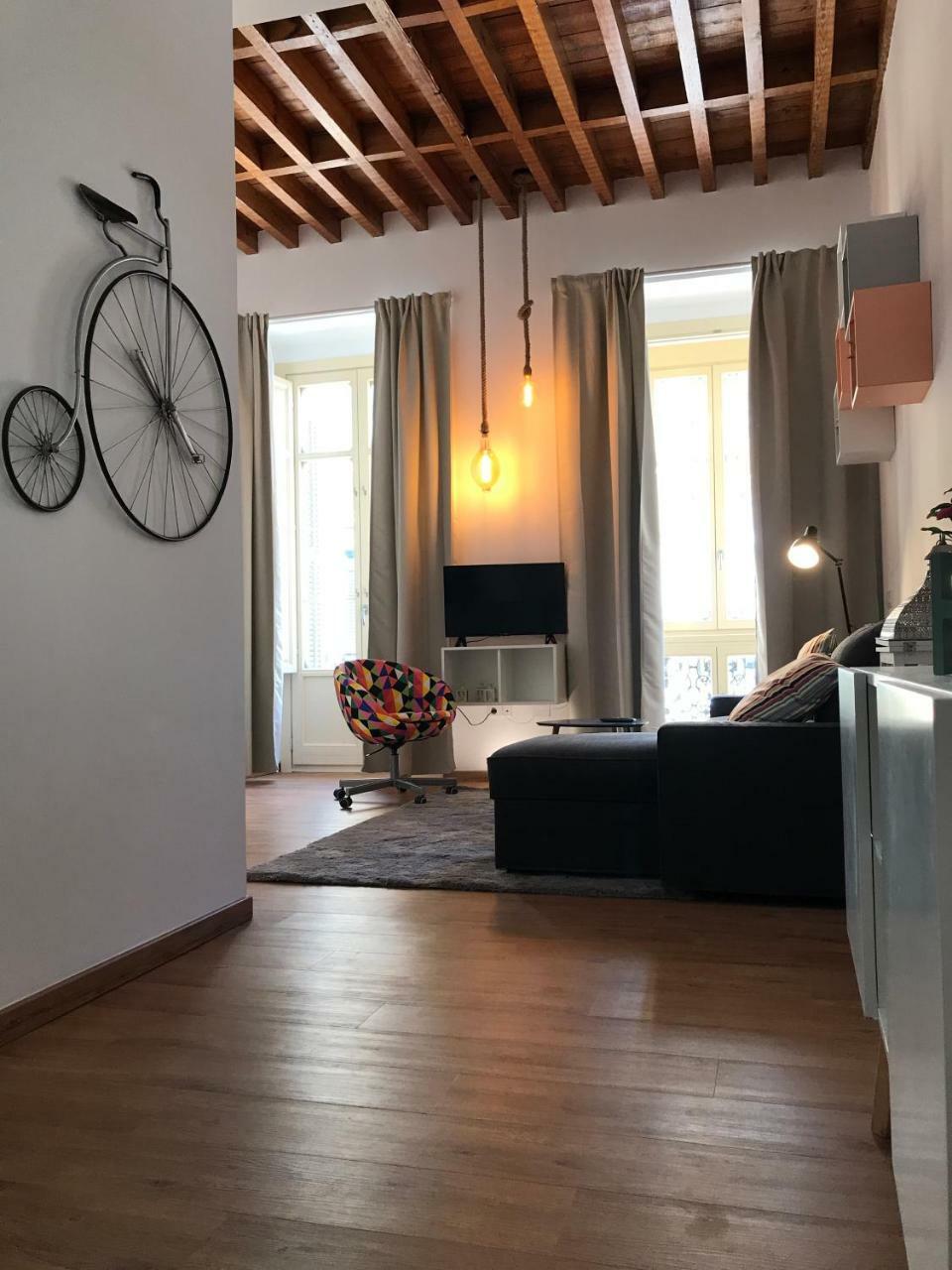 Luxury Center Apartamento *