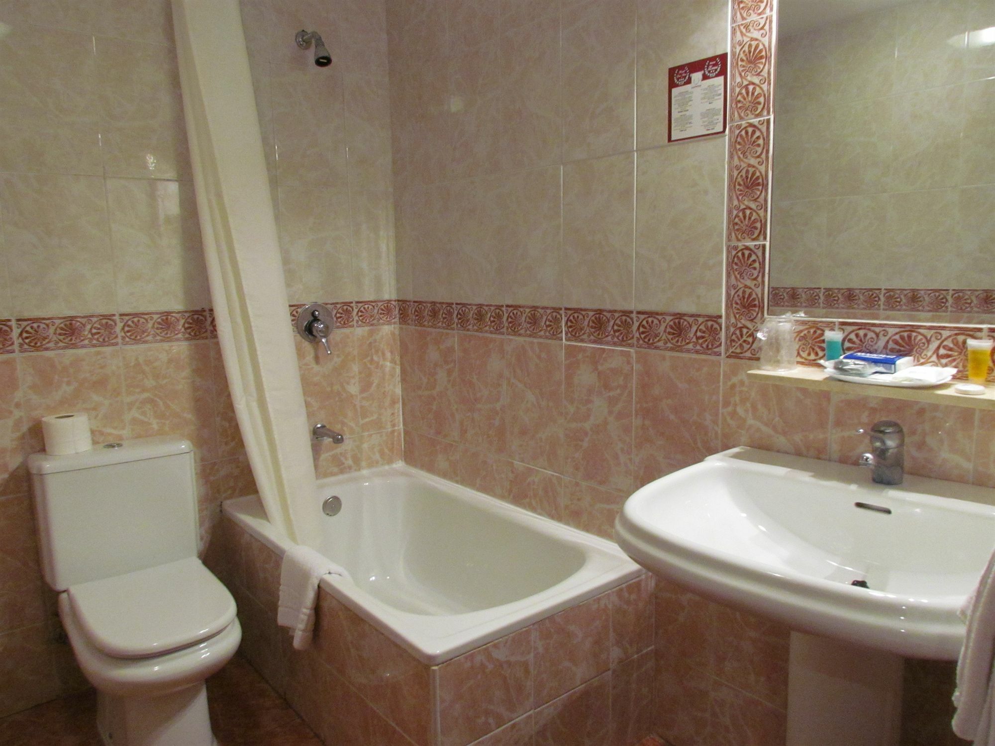 Hotell Zeus 2*