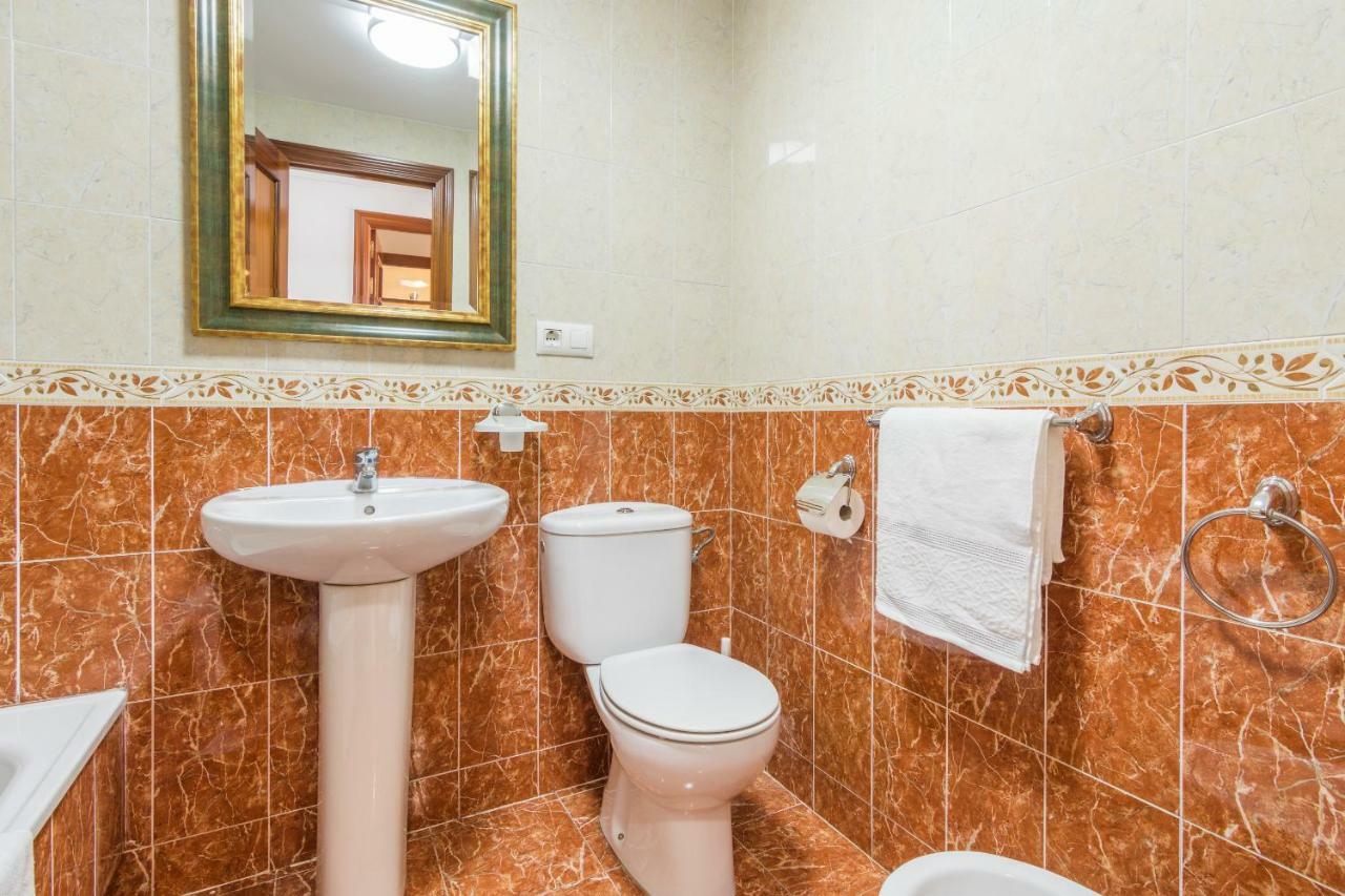 Alaska 800 M De La Playa Parking Privado Apartment Malaga