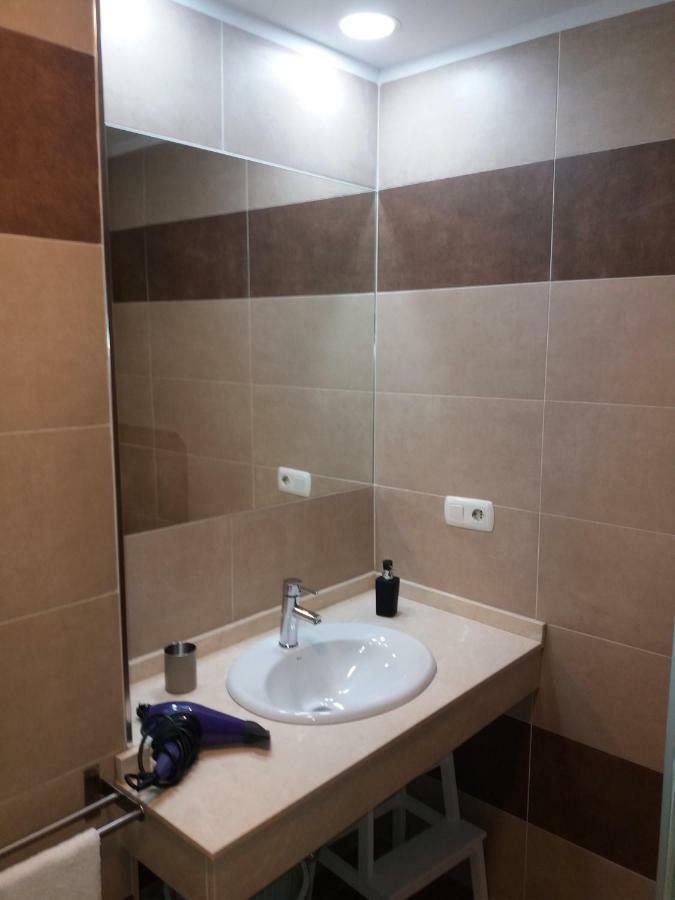 Apartamento Centro Histórico Con Balcón