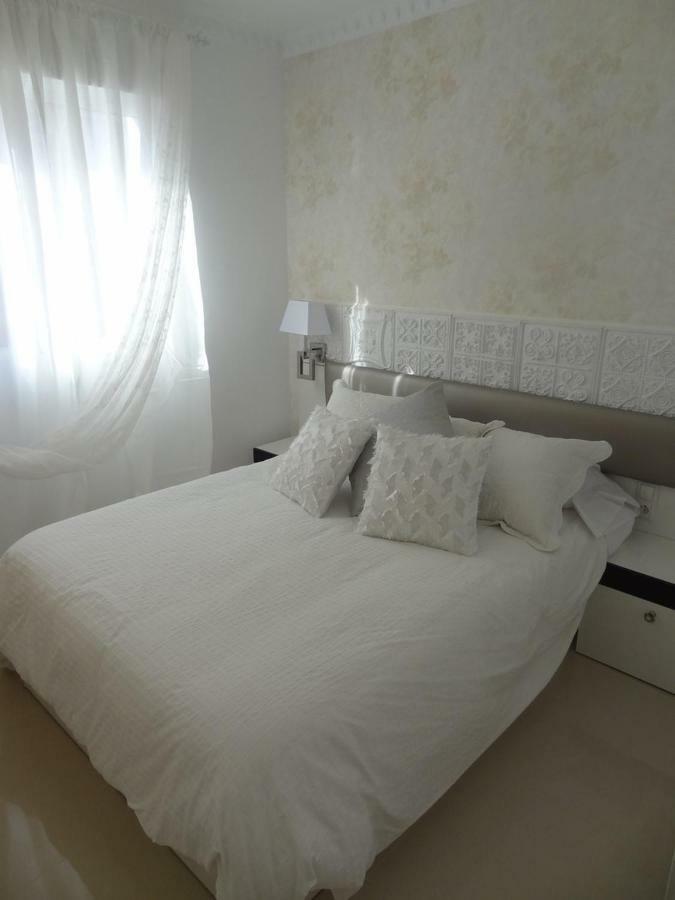 Infostays Maria Zambrano * Málaga