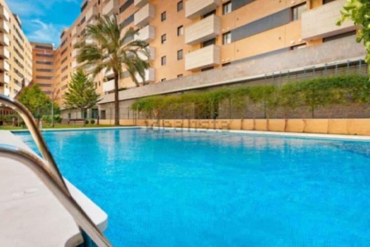 Buena Locacion Estacion Maria Zambrano Cerca De La Playa Y Centrico * Málaga