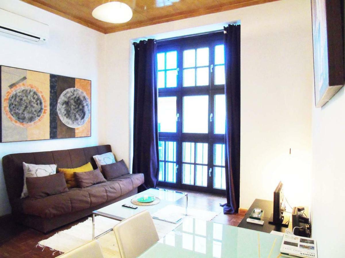 C/carreteria Apartment