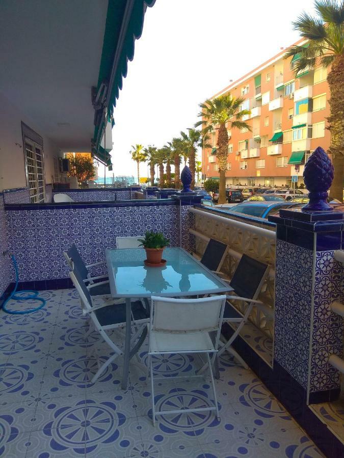 Appartement Playa La Cala In Front Of The Free Parking Málaga