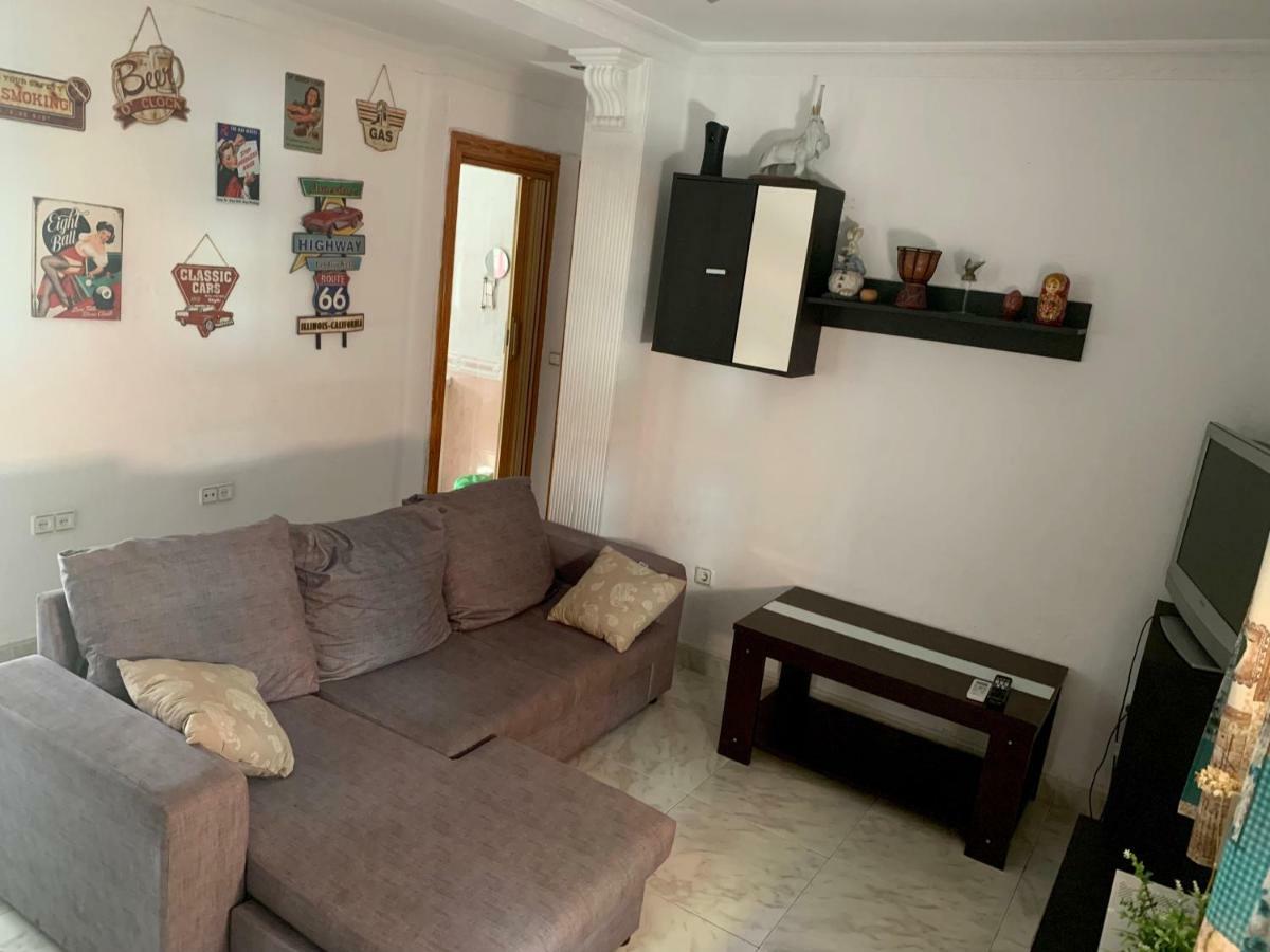 Apartamento Calle Cómico Riquelme 23 Segundo *