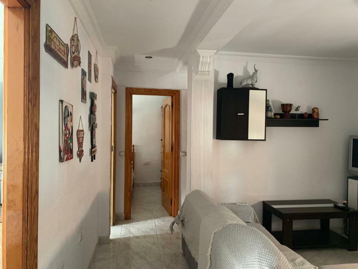 Apartamento Calle Cómico Riquelme 23 Segundo *