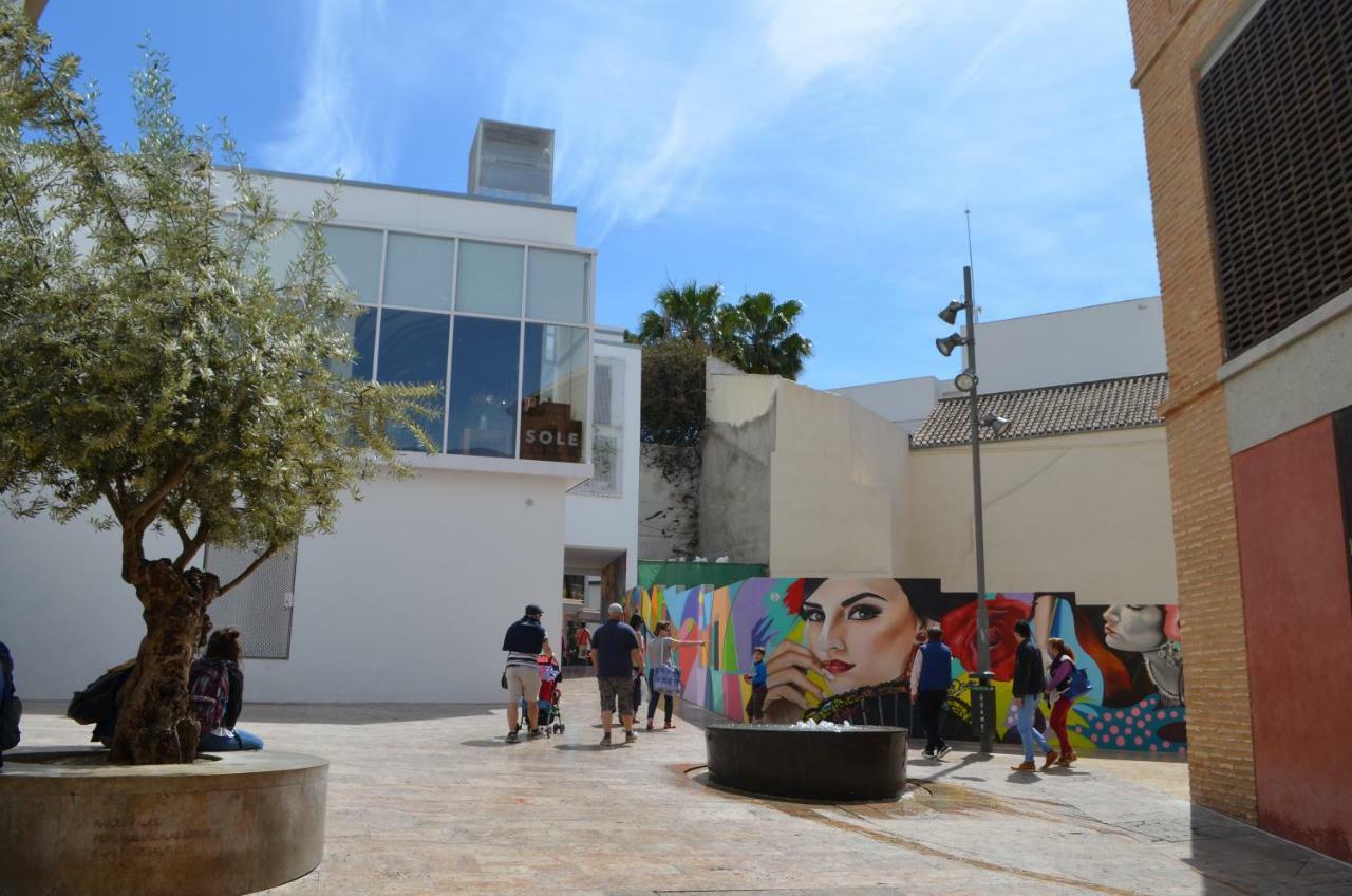 Homely Plaza Montano Apartment Malaga