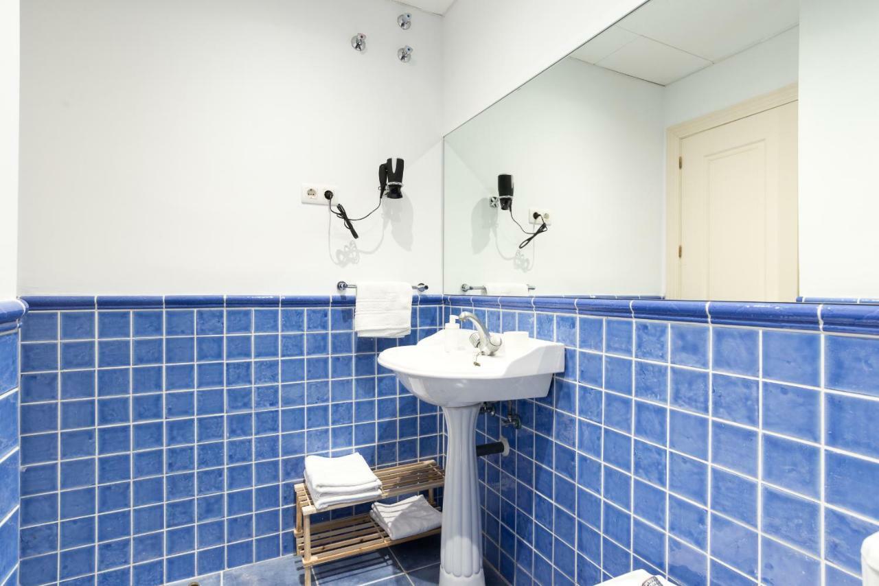 Gr2-large Groups Apt-walking Distance To Old Town Appartement Málaga