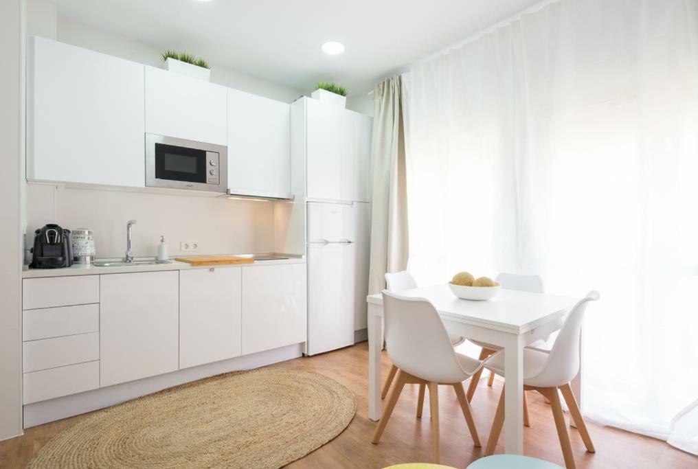 Lyrioshomes Cervantes Apartamento