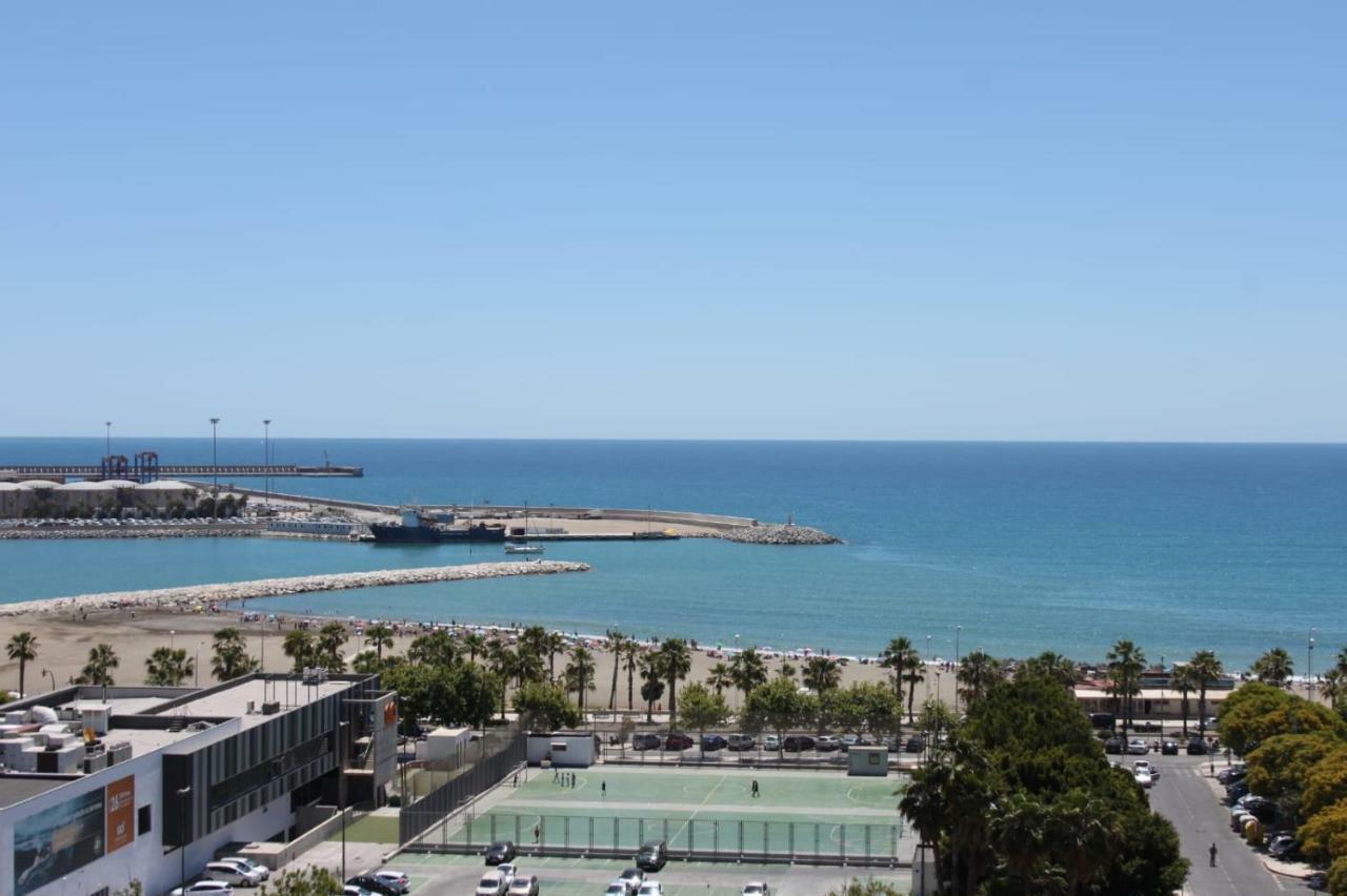 Apartamento Plaza Reina * Málaga