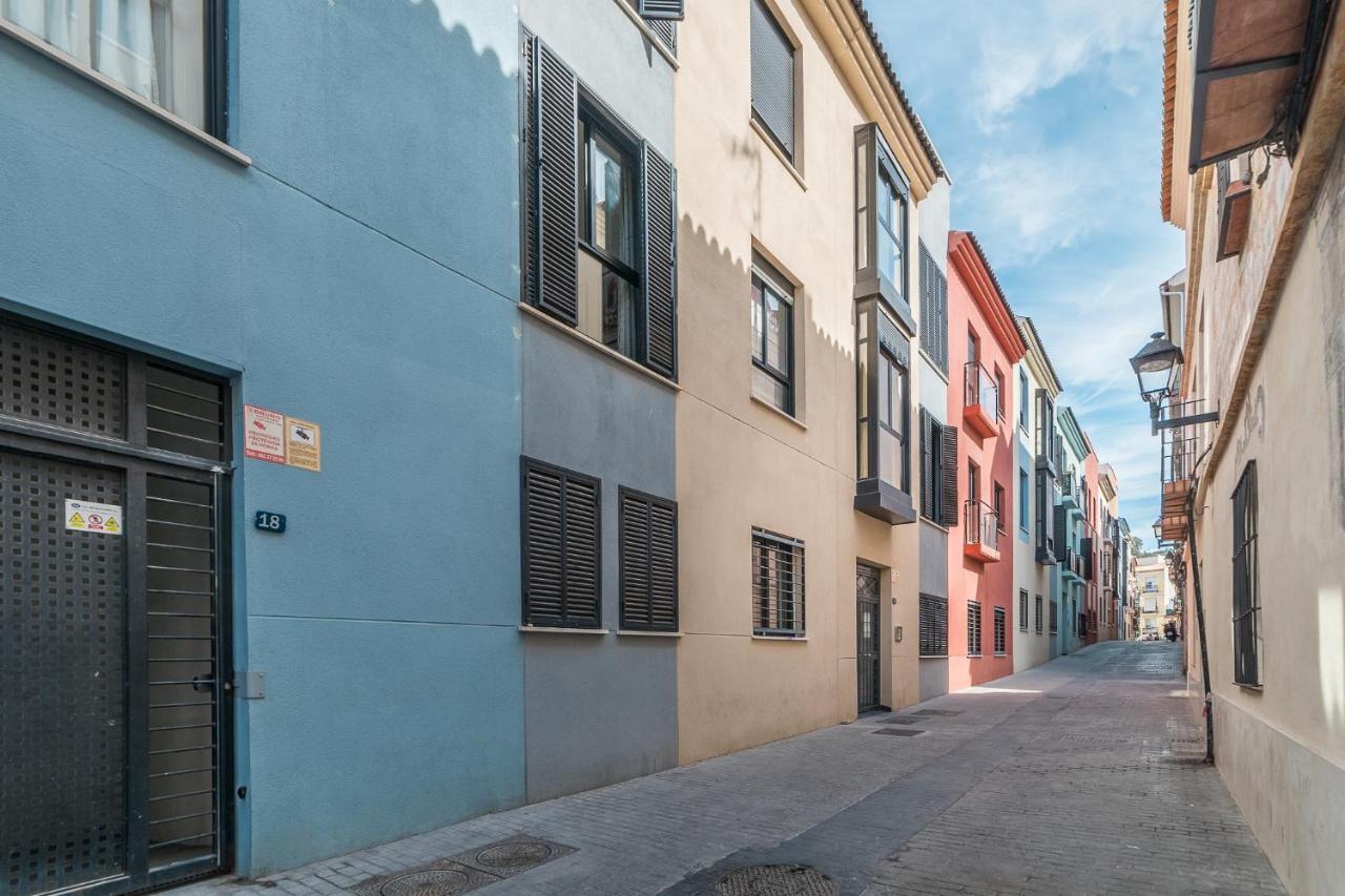 Picasso With Swimming Pool And Parking In The Center! * Málaga