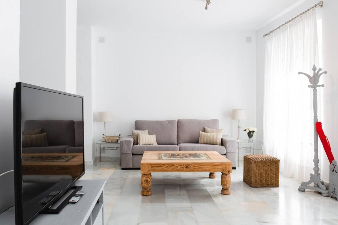 Loft En Primera Linea Del Paseo Maritimo Apartment Malaga