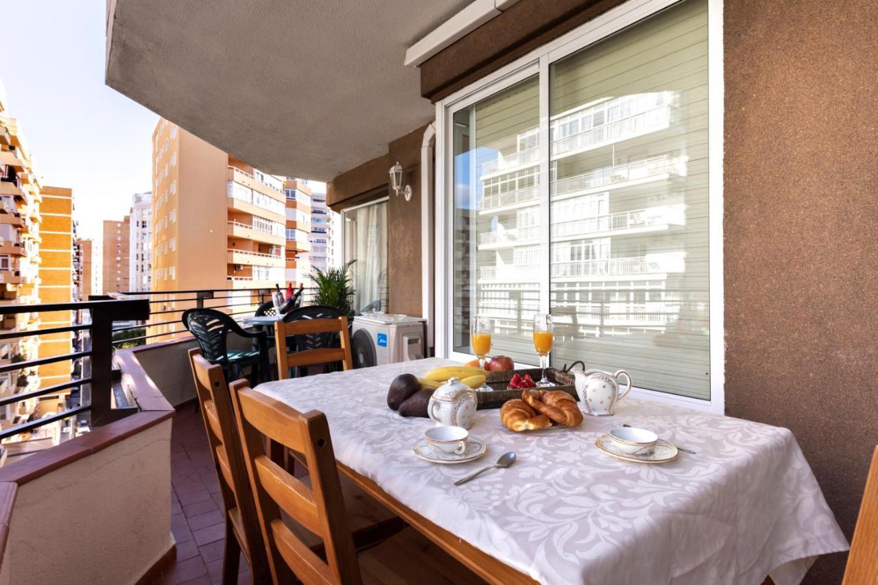 Playa Malagueta-canovas, 8 Personas Appartement