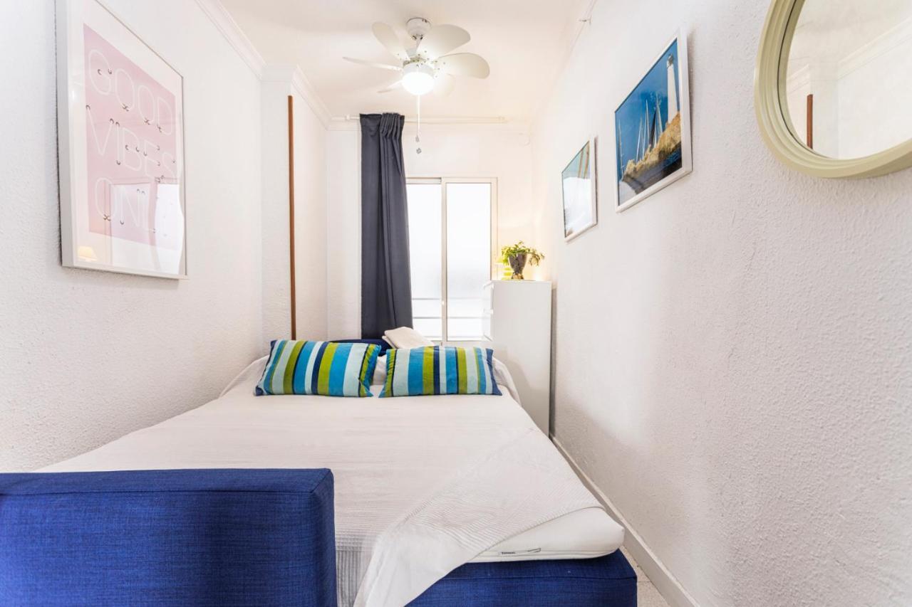 Playa Malagueta-canovas, 8 Personas Appartement