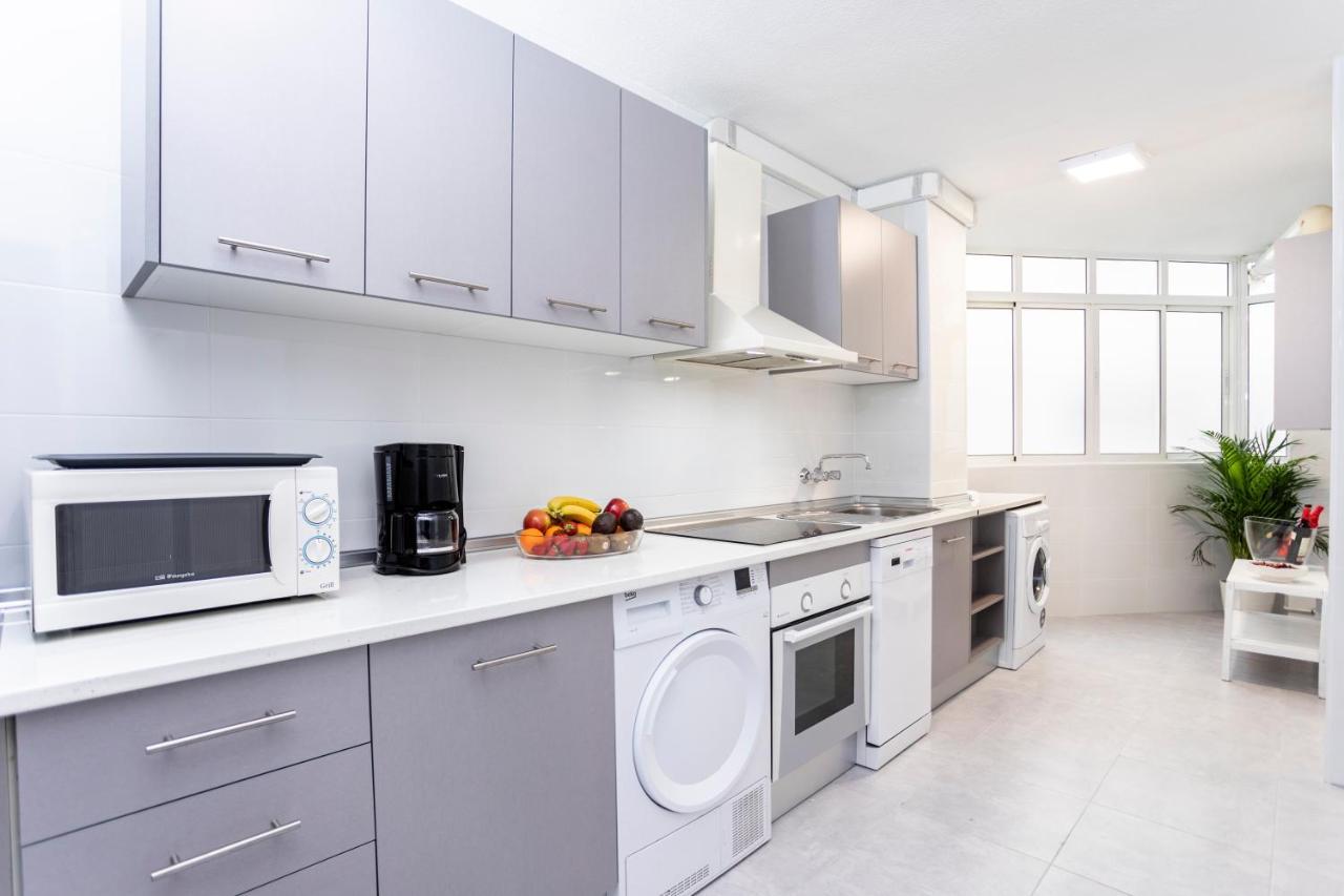 Playa Malagueta-canovas, 8 Personas Appartement Málaga