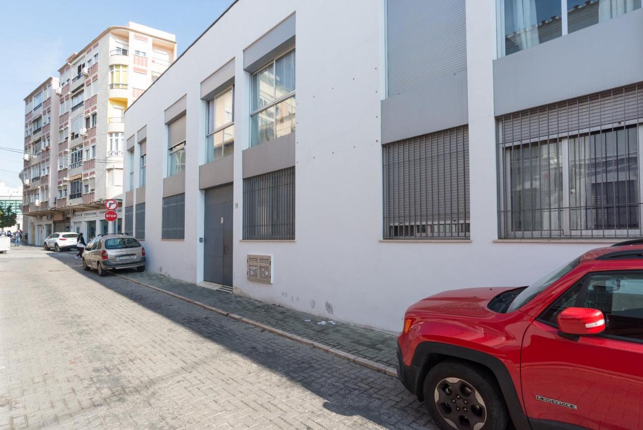 Apartamento Trinidad Con Parking Málaga