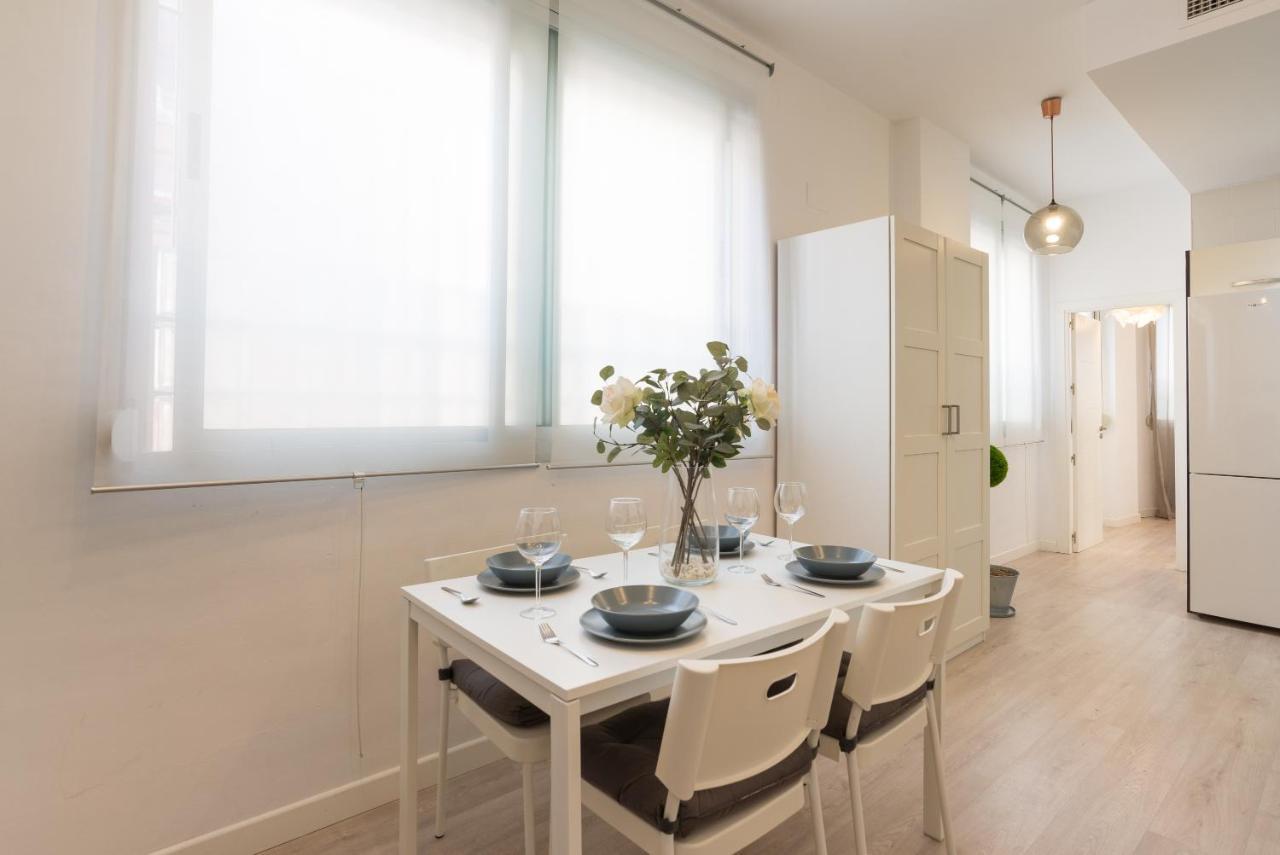 Apartamento Trinidad Con Parking * Málaga