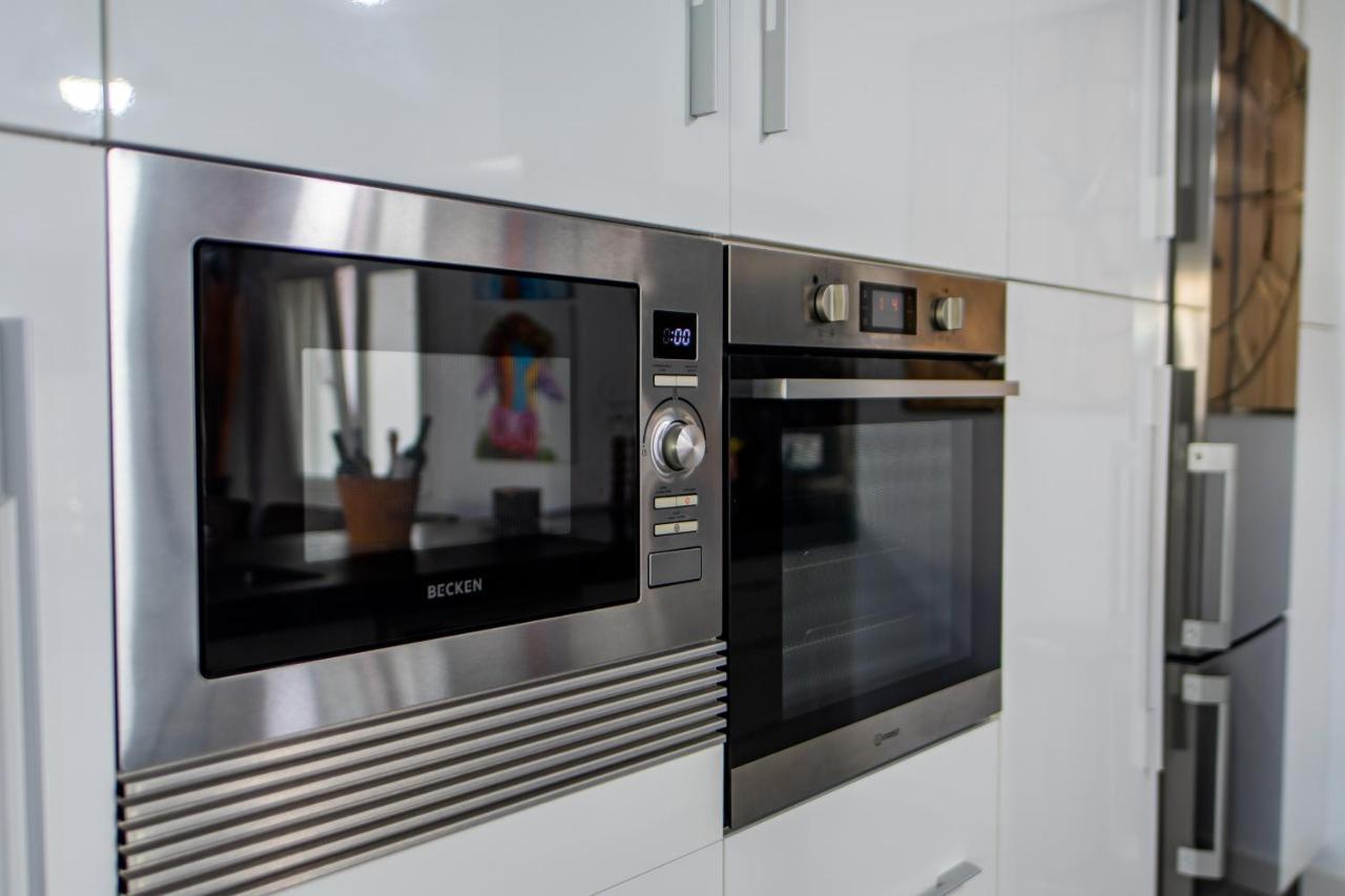 Cubo's Cozy & Modern Sol De Villaer *