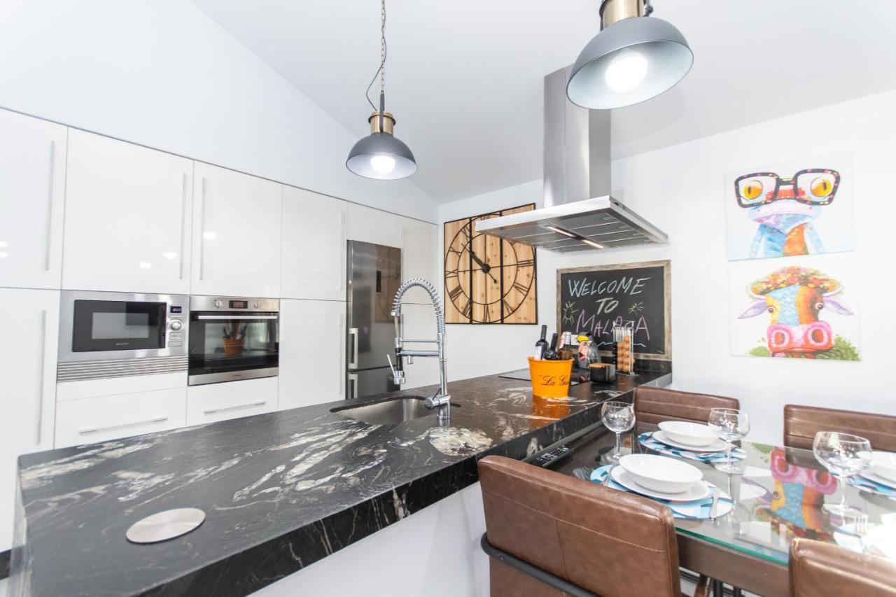 Cubo's Cozy & Modern Sol De Villaer