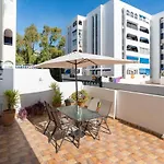 Apartamento frente a la playa con gran terraza