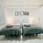 Gmc Turistics - Great Apartment For Groups & Families